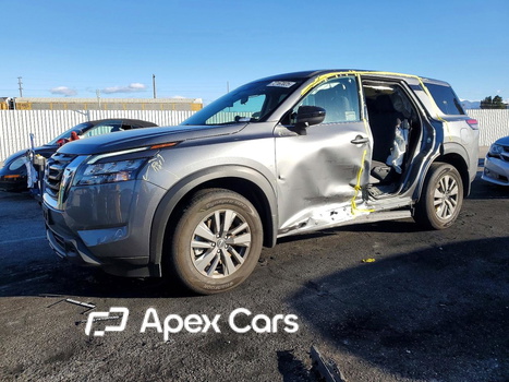 Nissan Pathfinder 2025 - Image 1 of 13