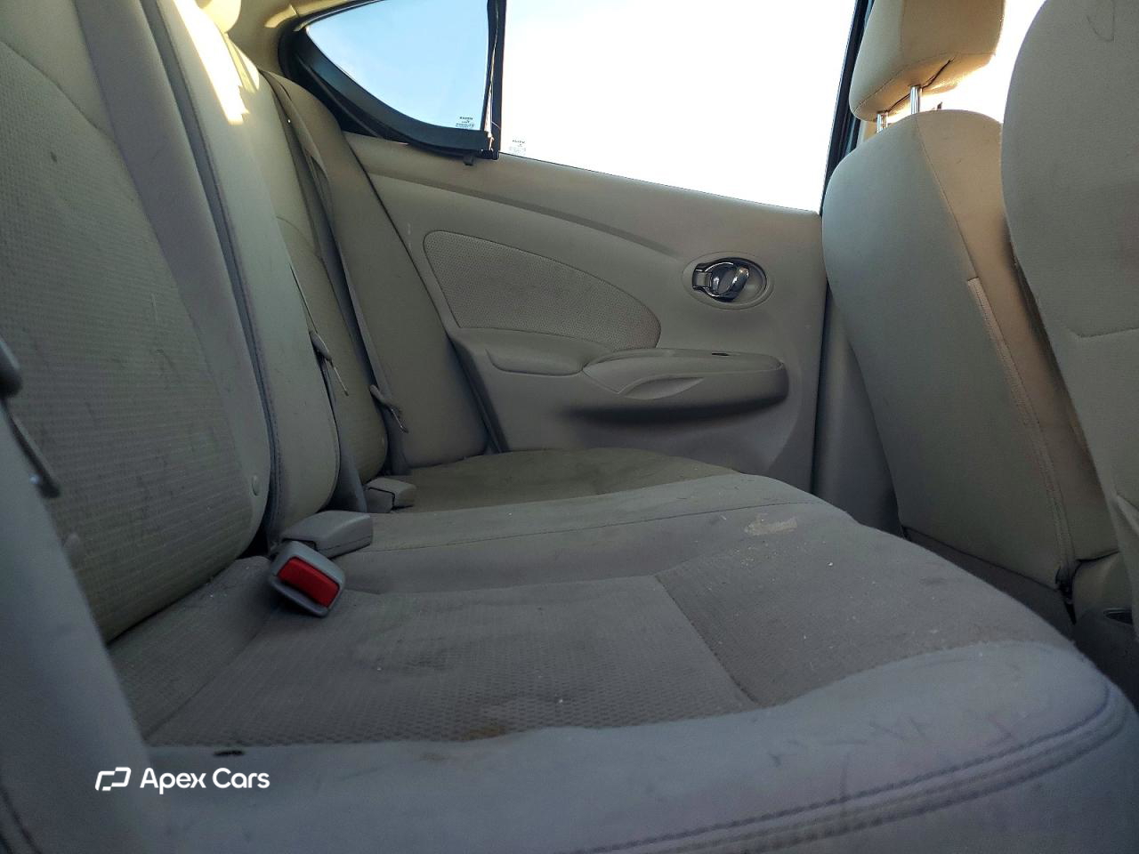 Nissan Versa 2016