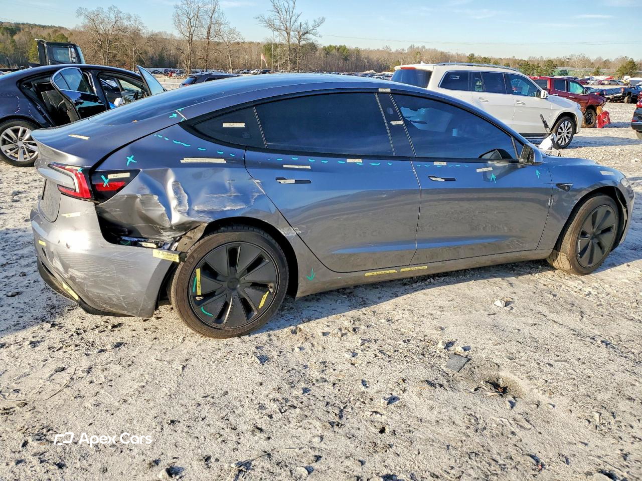 Tesla Model 3 2024