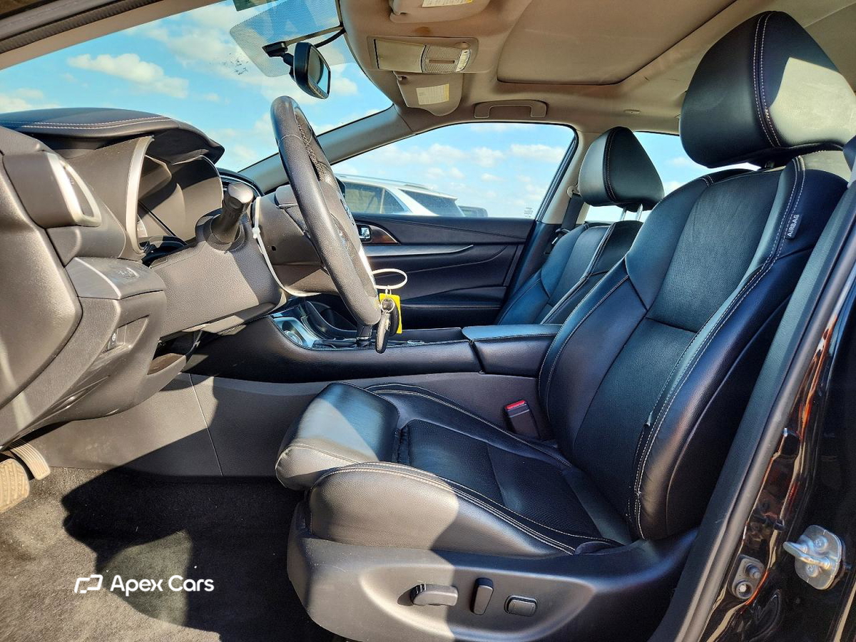 Nissan Maxima 2018