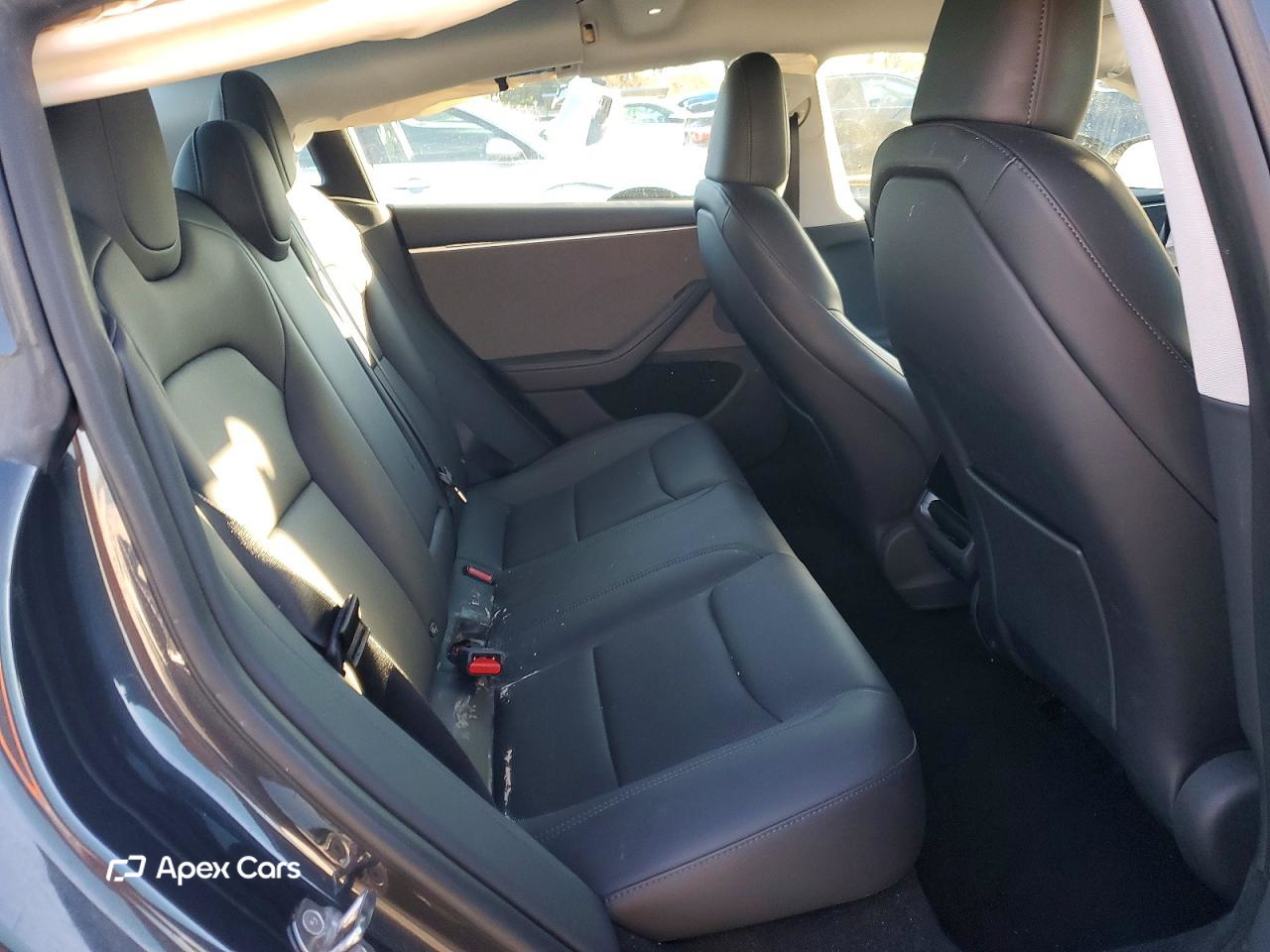 Tesla Model 3 2024