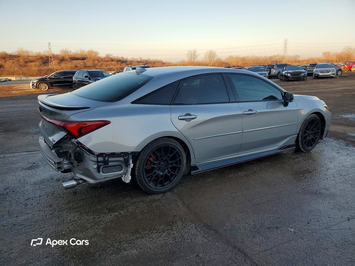 Toyota Avalon 2020