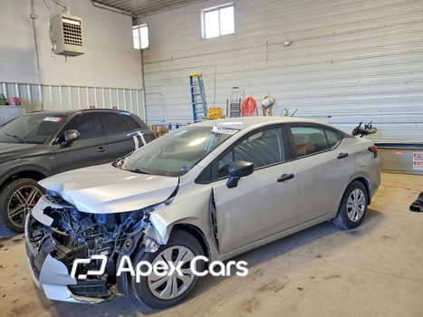Nissan Versa 2021 - Image 1 of 13
