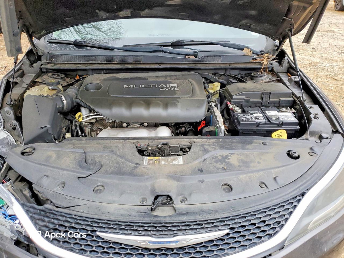 Chrysler 200 2015