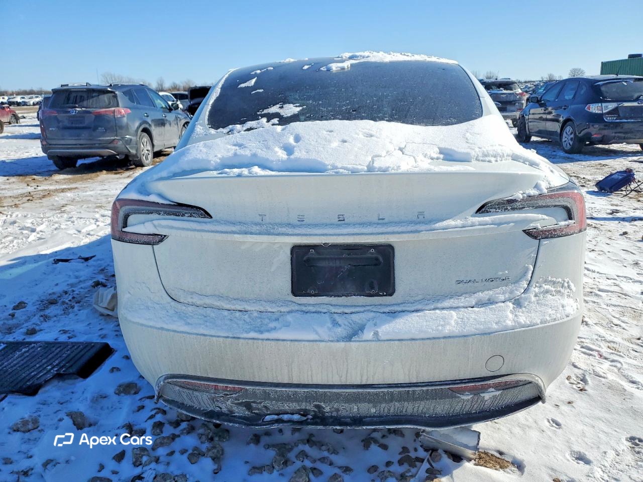 Tesla Model 3 2024