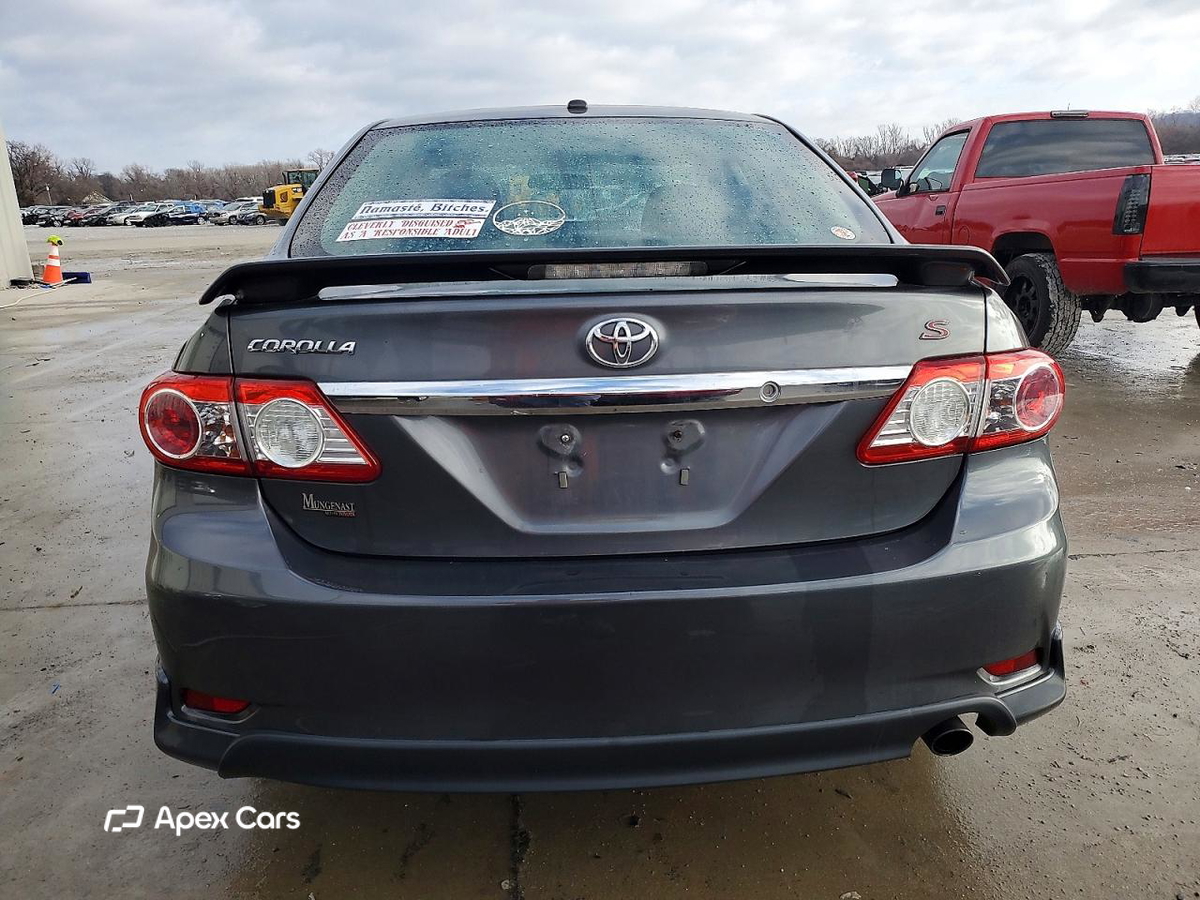Toyota Corolla 2013