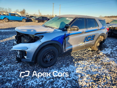 Ford Explorer 2022 - Image 1 of 13