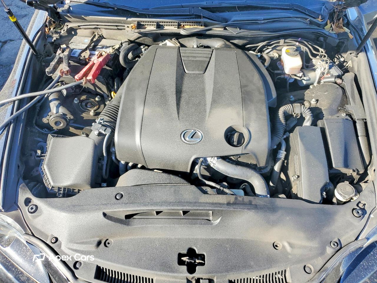 Lexus IS 2014