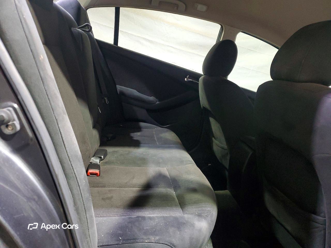Nissan Altima 2010