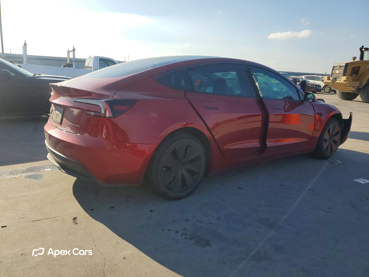 Tesla Model 3 2024