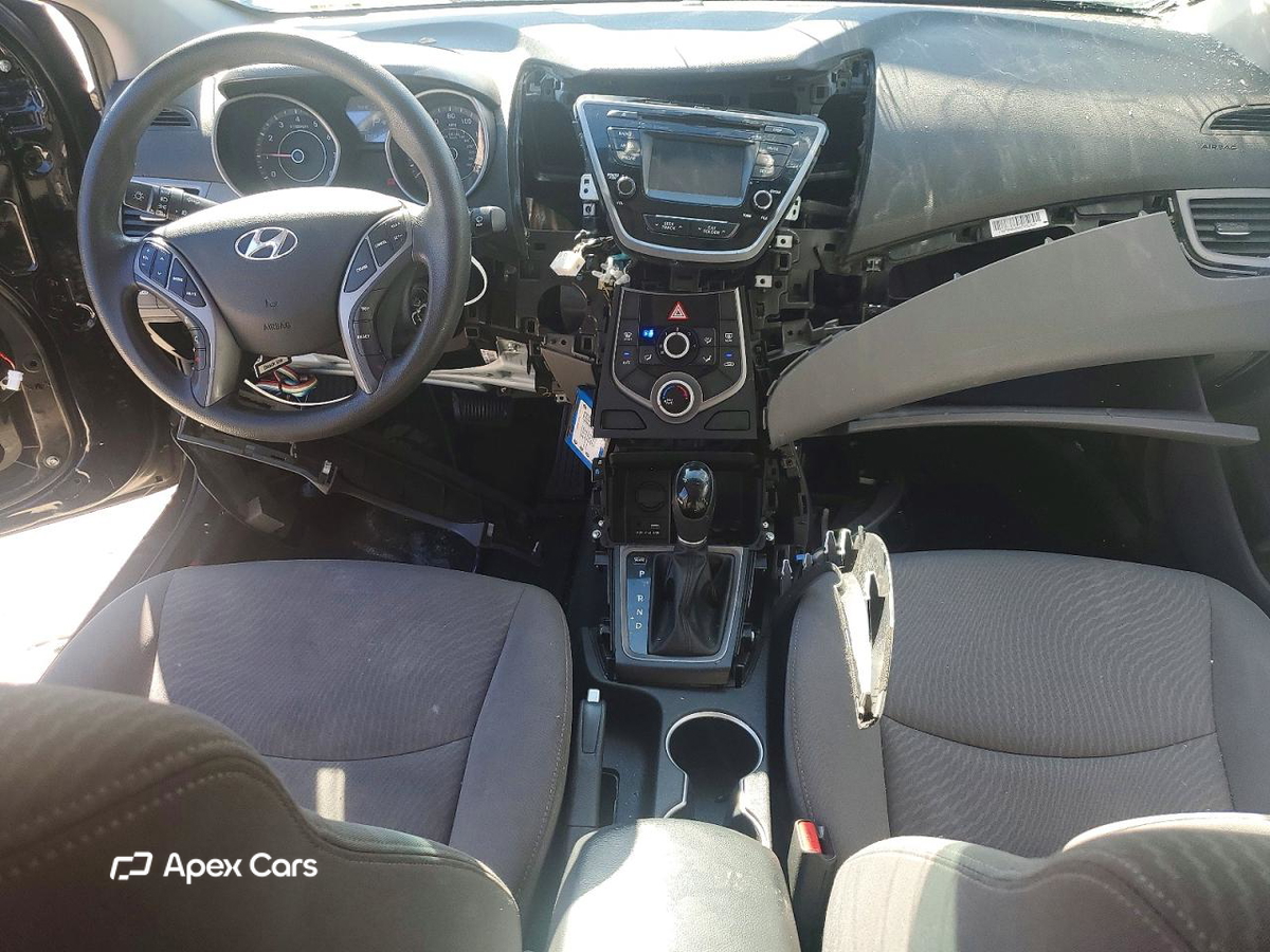 Hyundai Elantra 2016