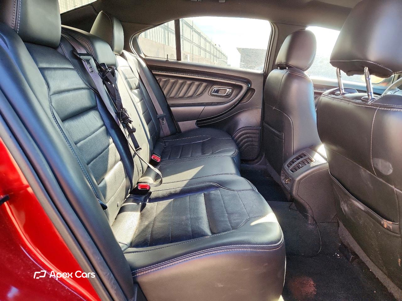 Ford Taurus 2014