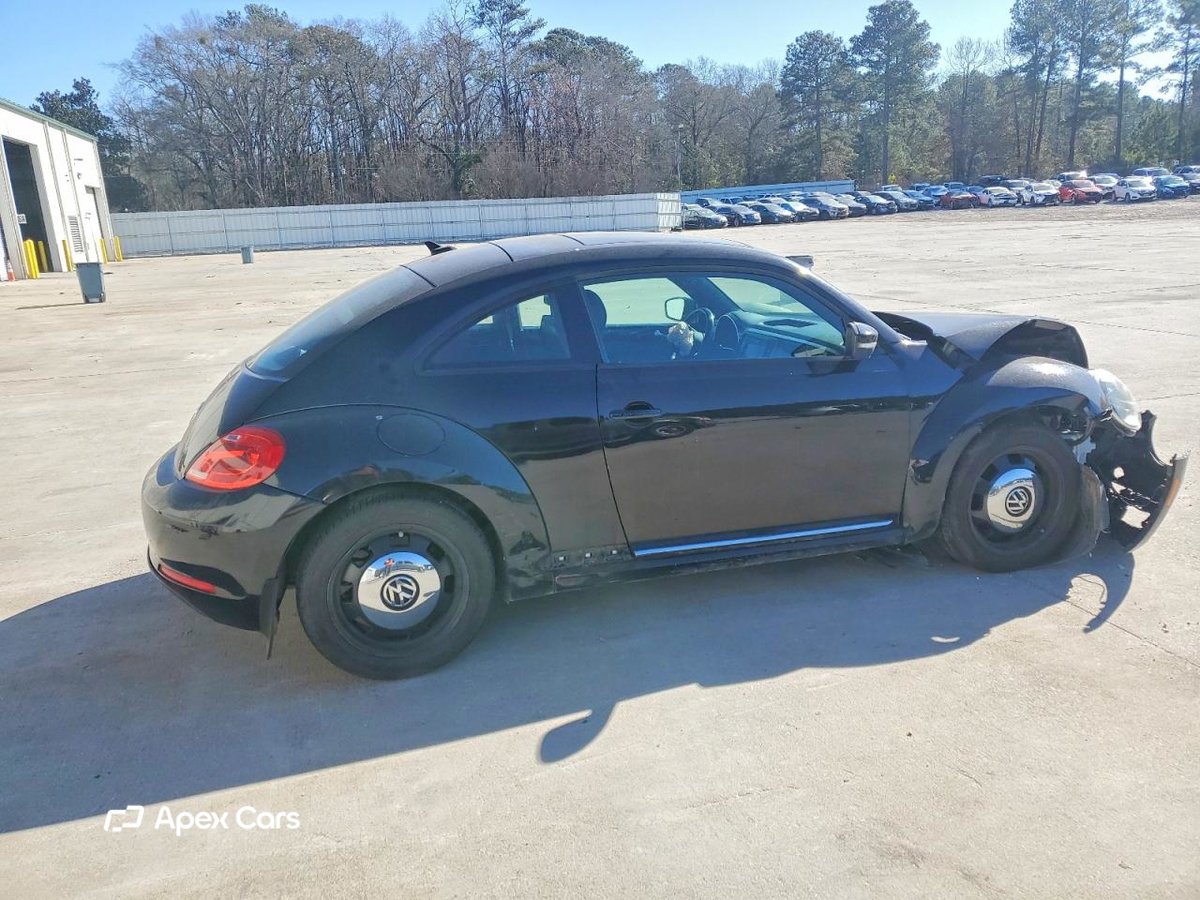 Volkswagen Beetle 2013