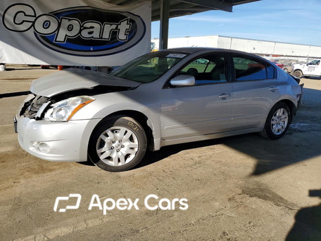 Nissan Altima 2012 - Image 1 of 13