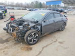 Hyundai Elantra 2021