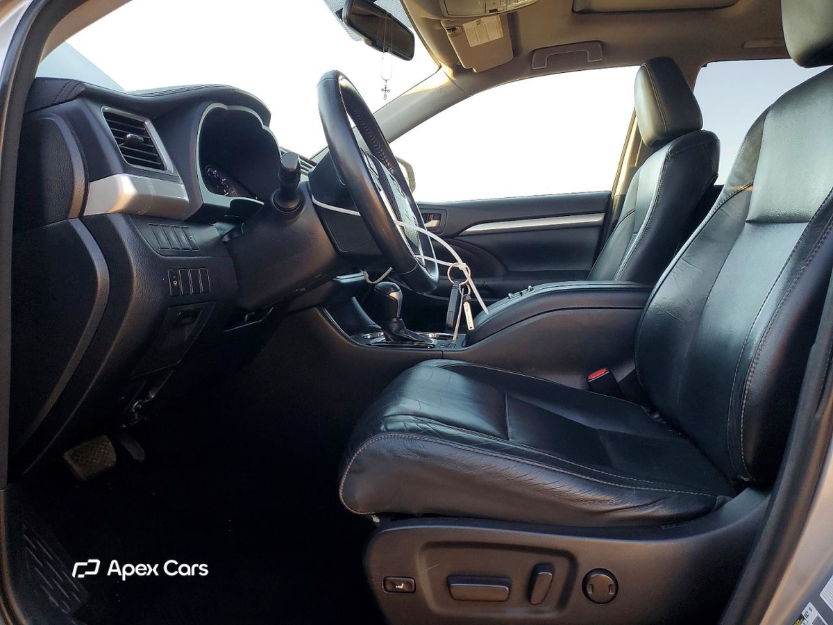 Toyota Highlander 2015