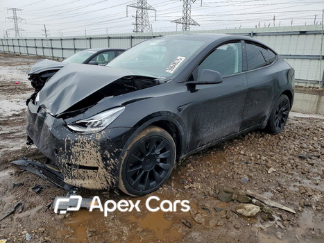 Tesla Model Y 2023 - Image 1 of 13