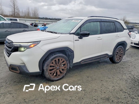Subaru Forester 2025 - Image 1 of 15