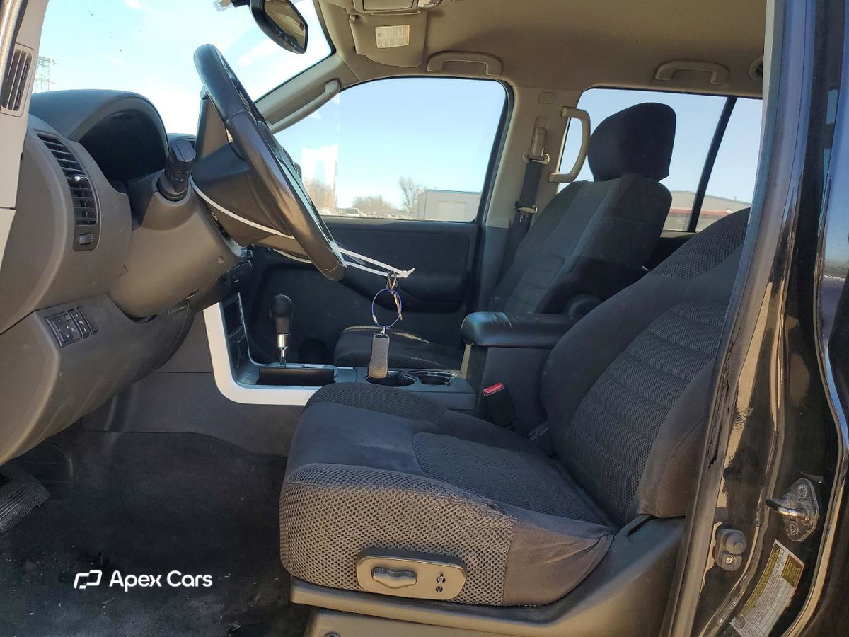 Nissan Pathfinder 2011