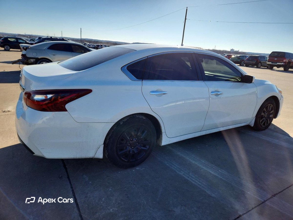 Nissan Altima 2018