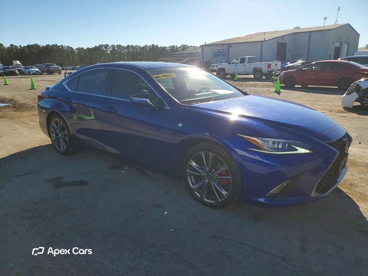 Lexus ES 2019