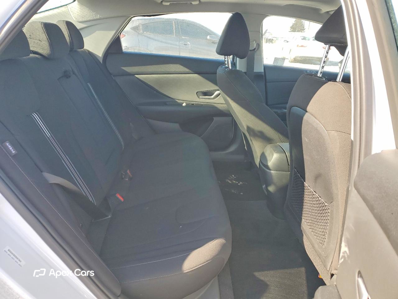 Hyundai Elantra 2025