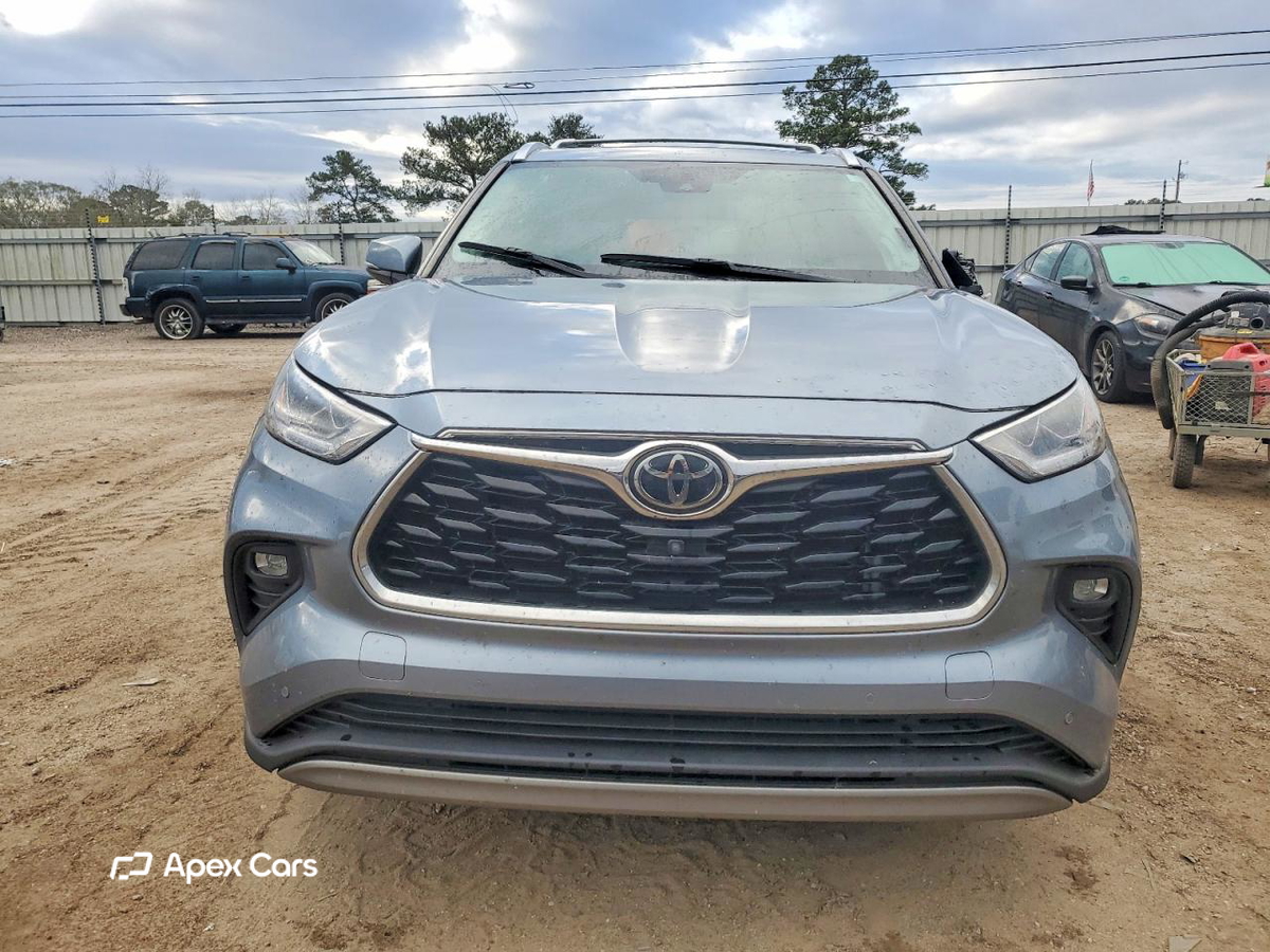 Toyota Highlander 2022