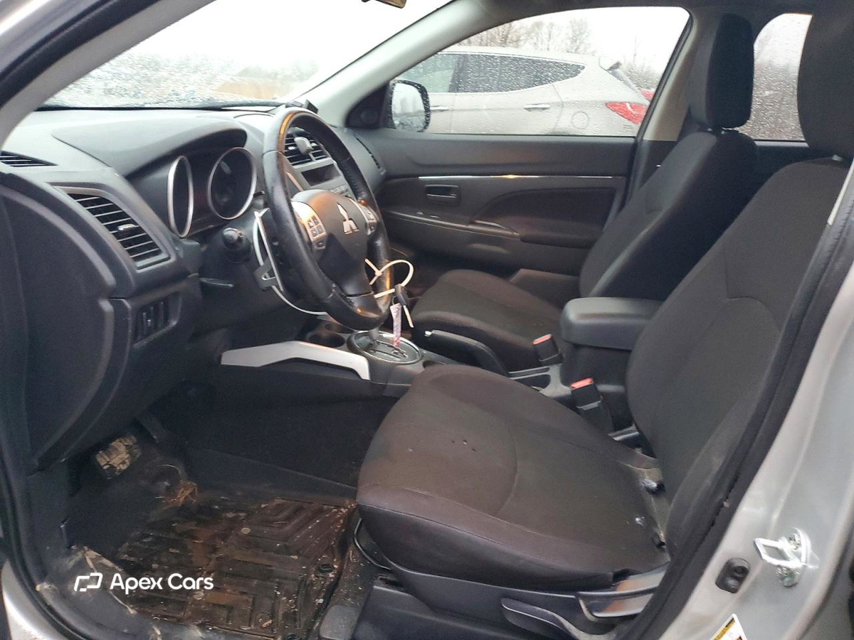 Mitsubishi Outlander 2013