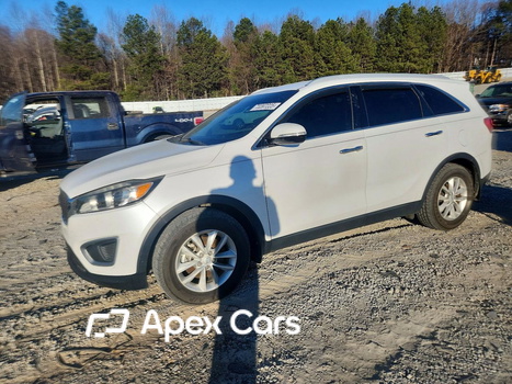 Kia Sorento 2017 - Image 1 of 13