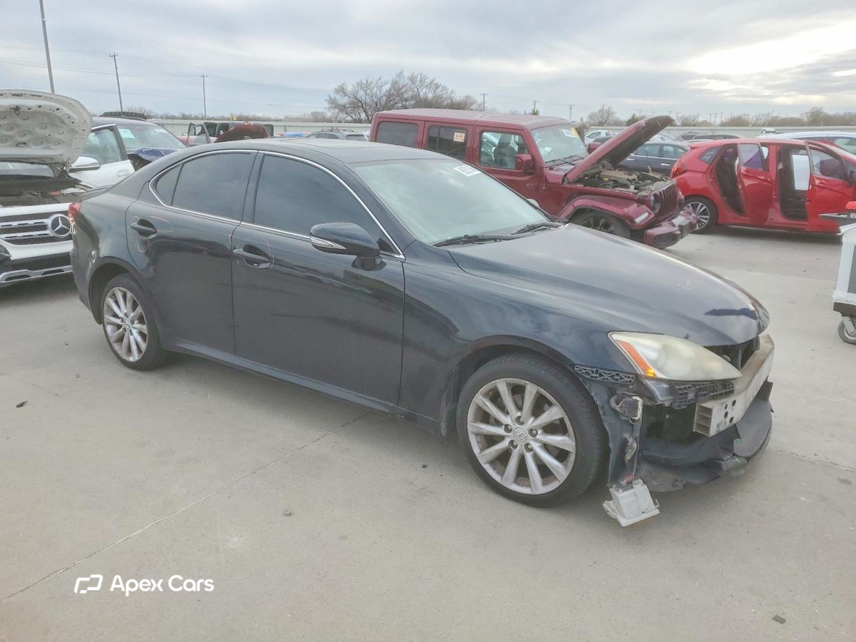 Lexus IS 2010