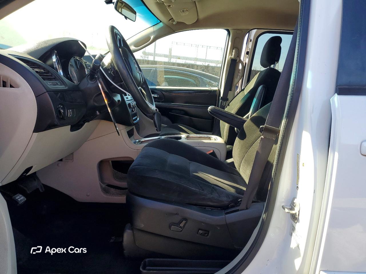 Dodge Caravan 2015