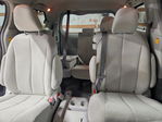 Toyota Sienna 2012