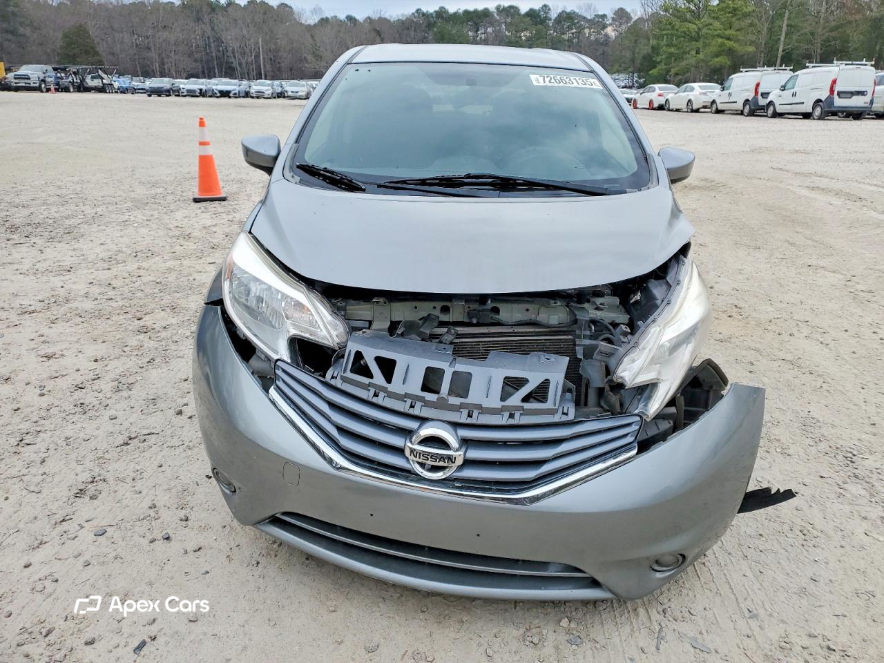 Nissan Versa 2015