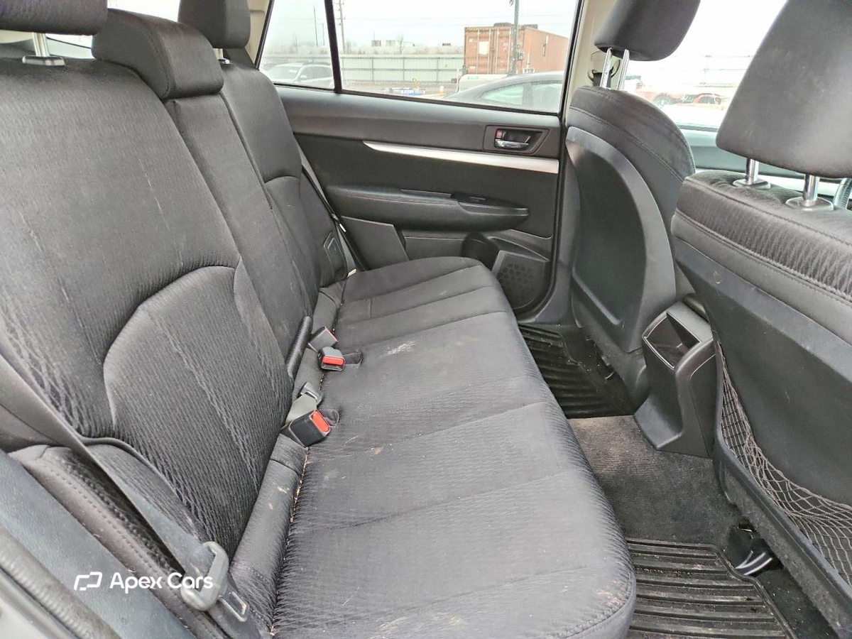 Subaru Outback 2011