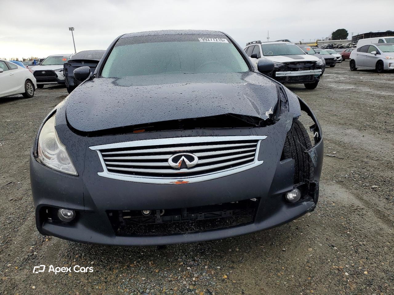 Infiniti G 2012