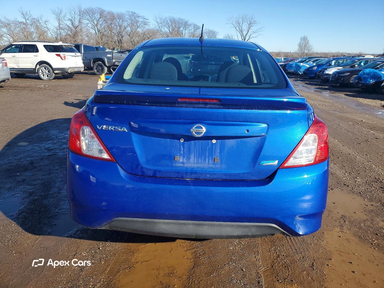 Nissan Versa 2015