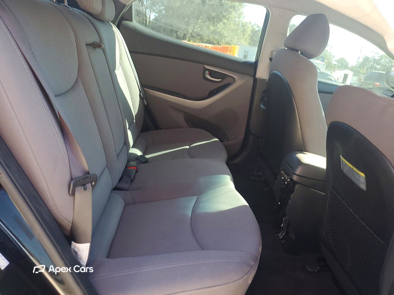 Hyundai Elantra 2016