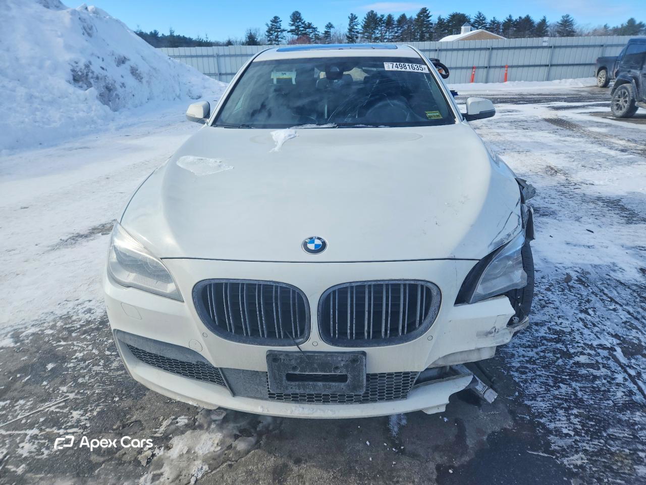 BMW Series 7 2015