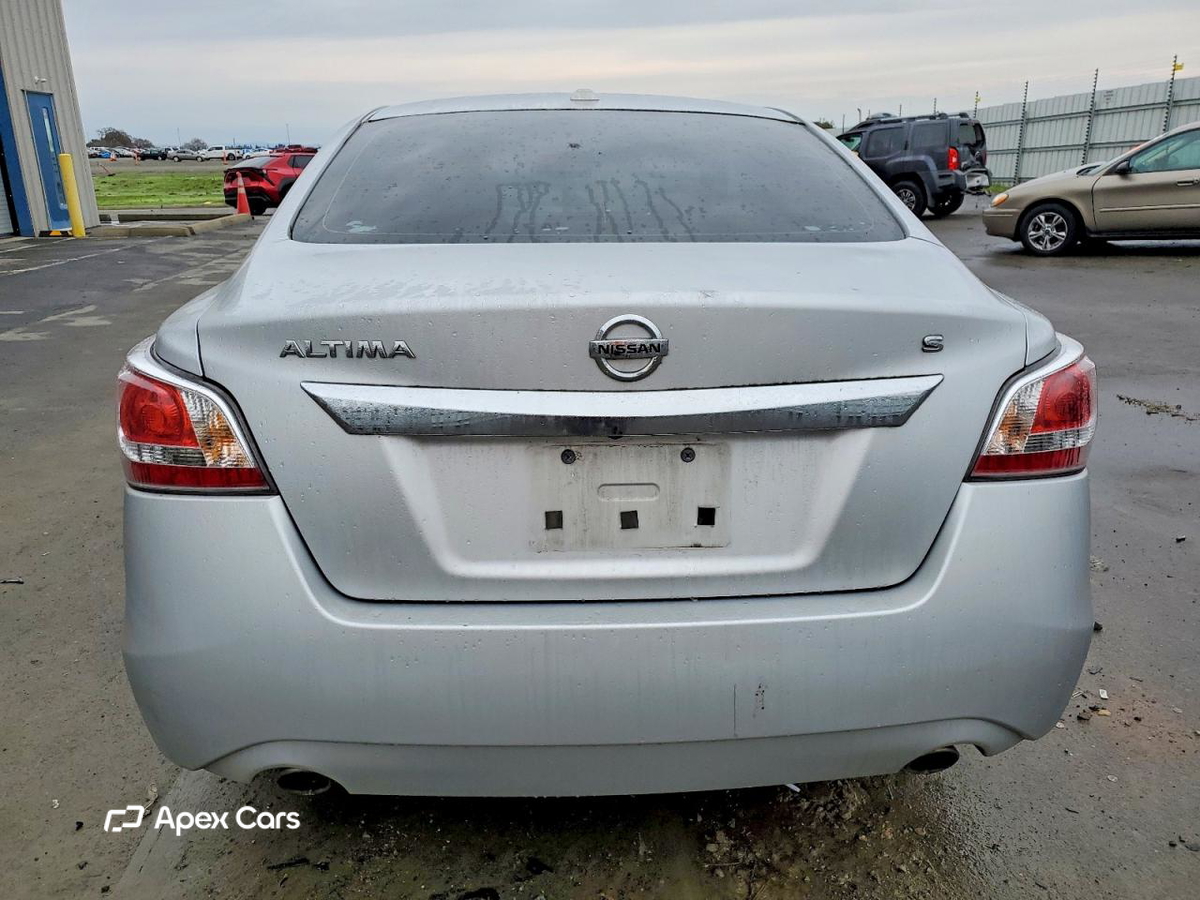 Nissan Altima 2015