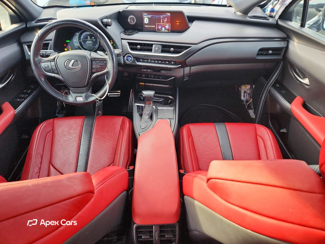 Lexus UX 2021