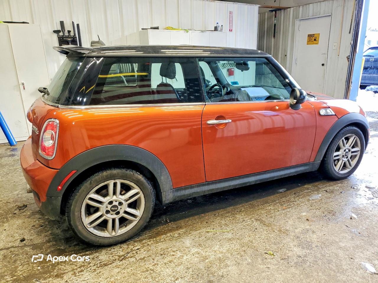 MINI Cooper 2011