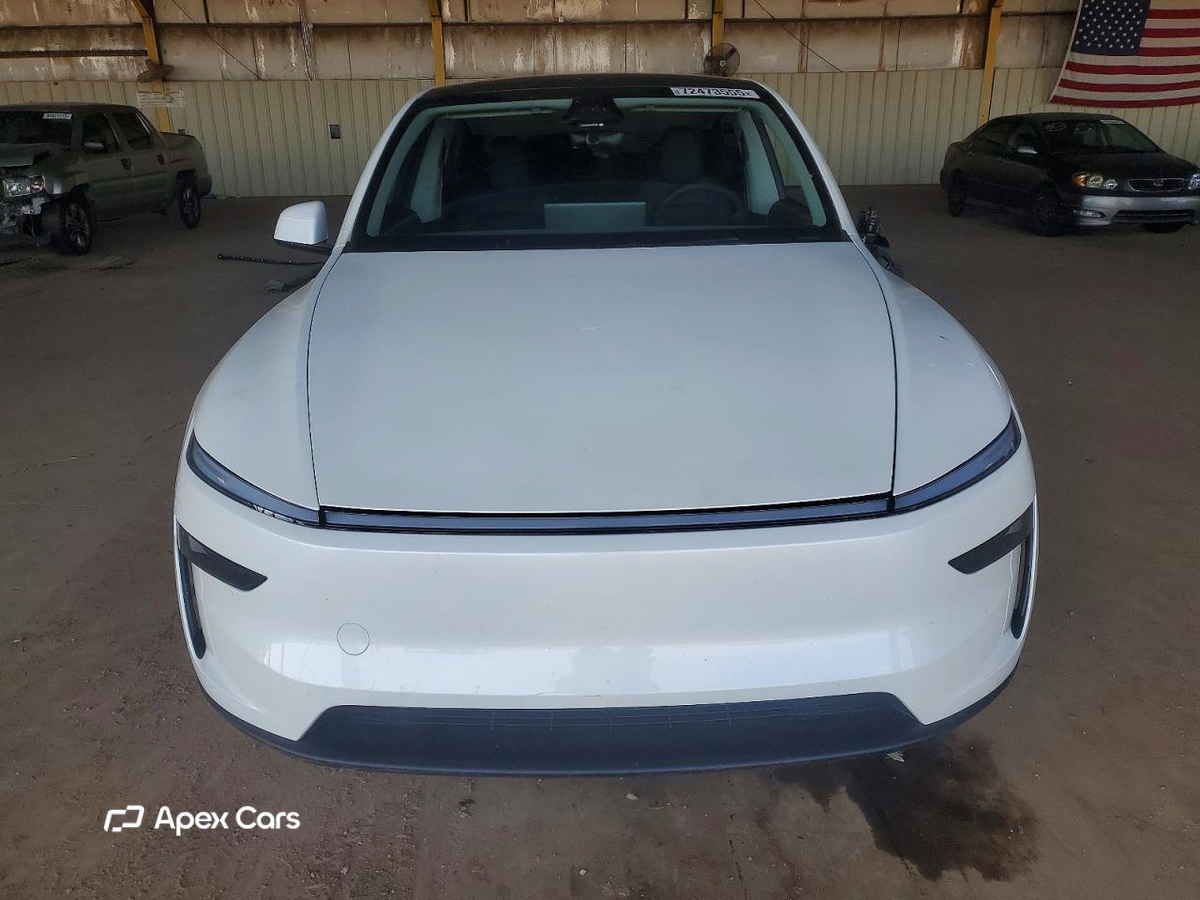 Tesla Model Y 2026