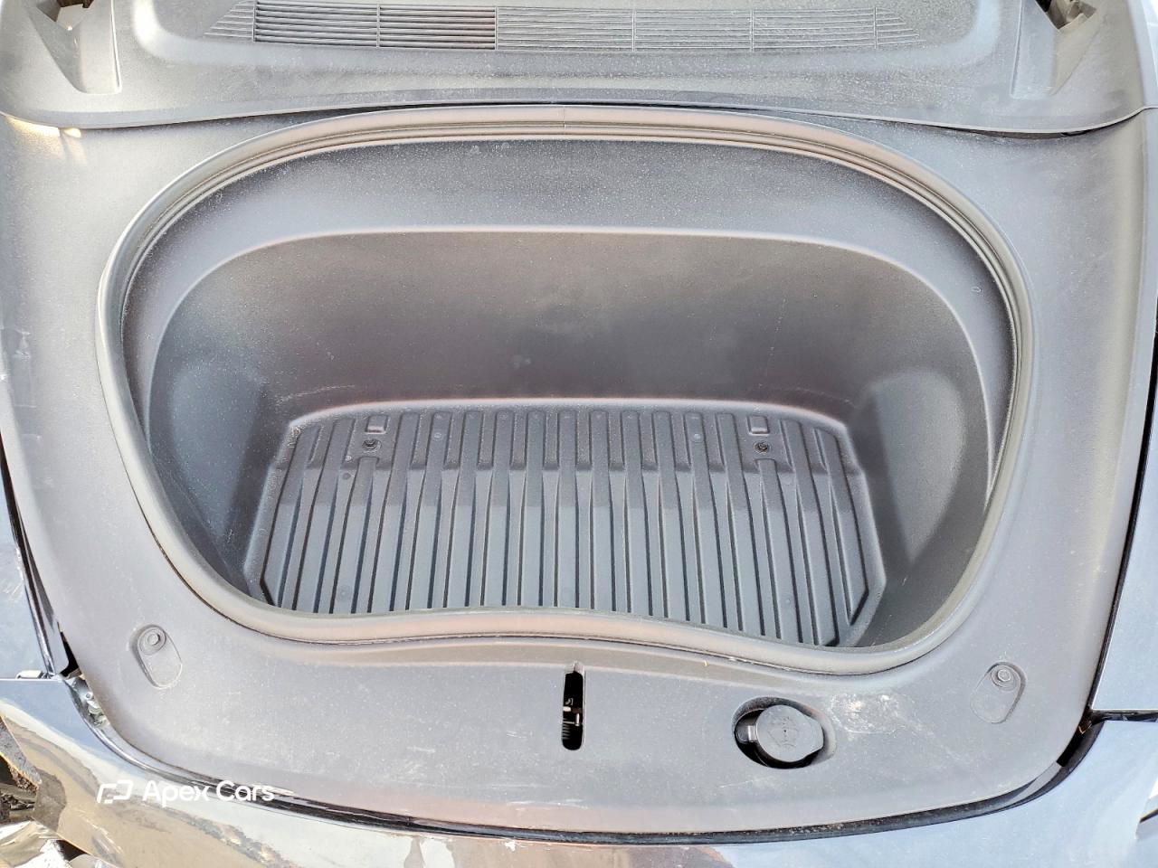 Tesla Model 3 2025