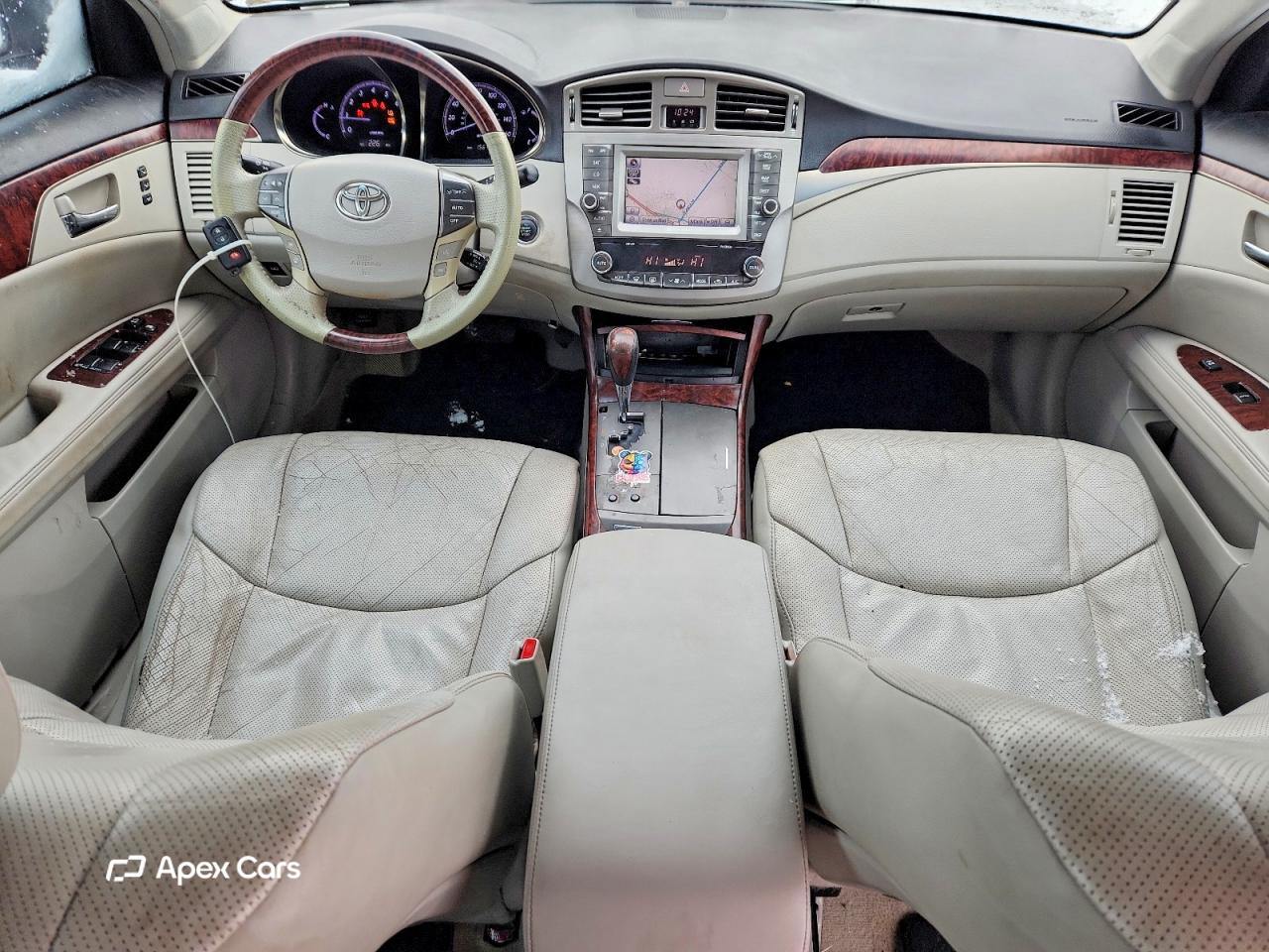 Toyota Avalon 2011