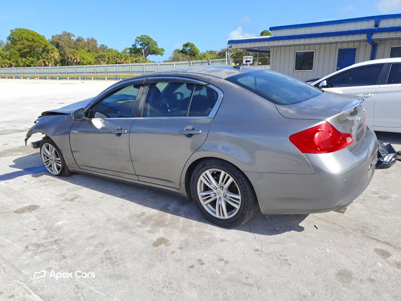 Infiniti G 2013