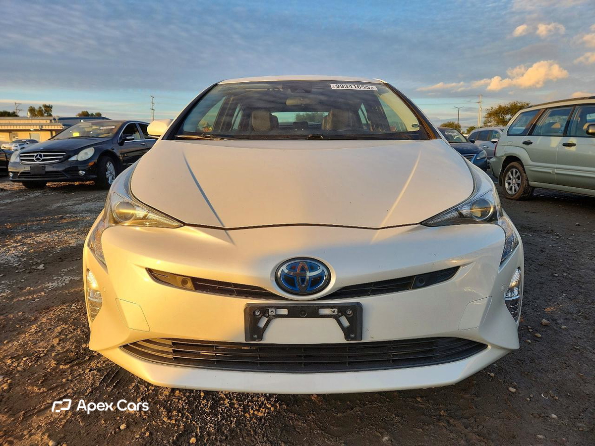 Toyota Prius 2018