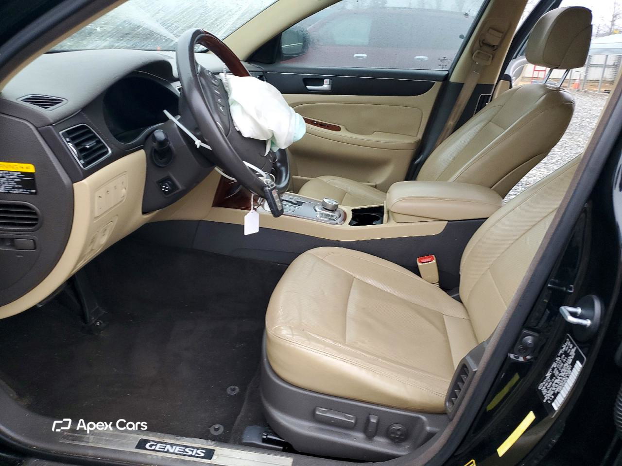 Hyundai Genesis 2012