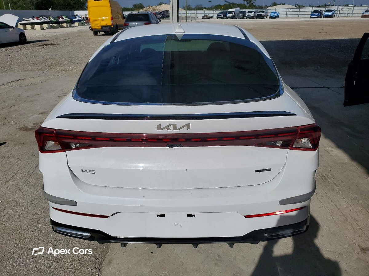 Kia K5 2024