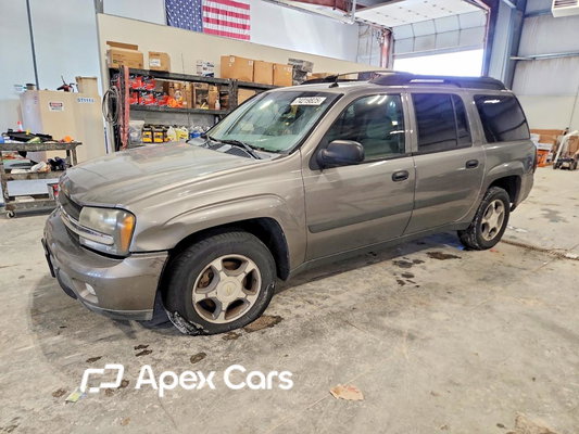 Chevrolet TrailBlazer 2005 - Image 1 of 14