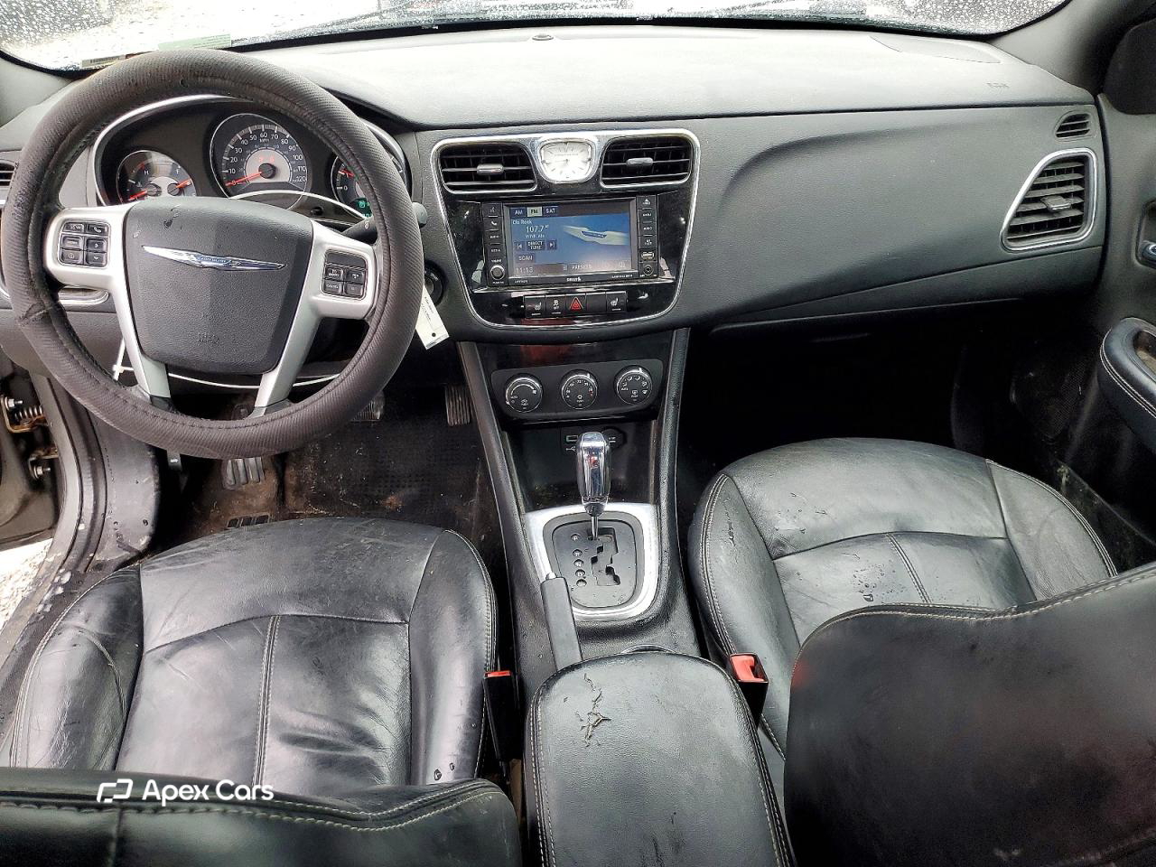 Chrysler 200 2012